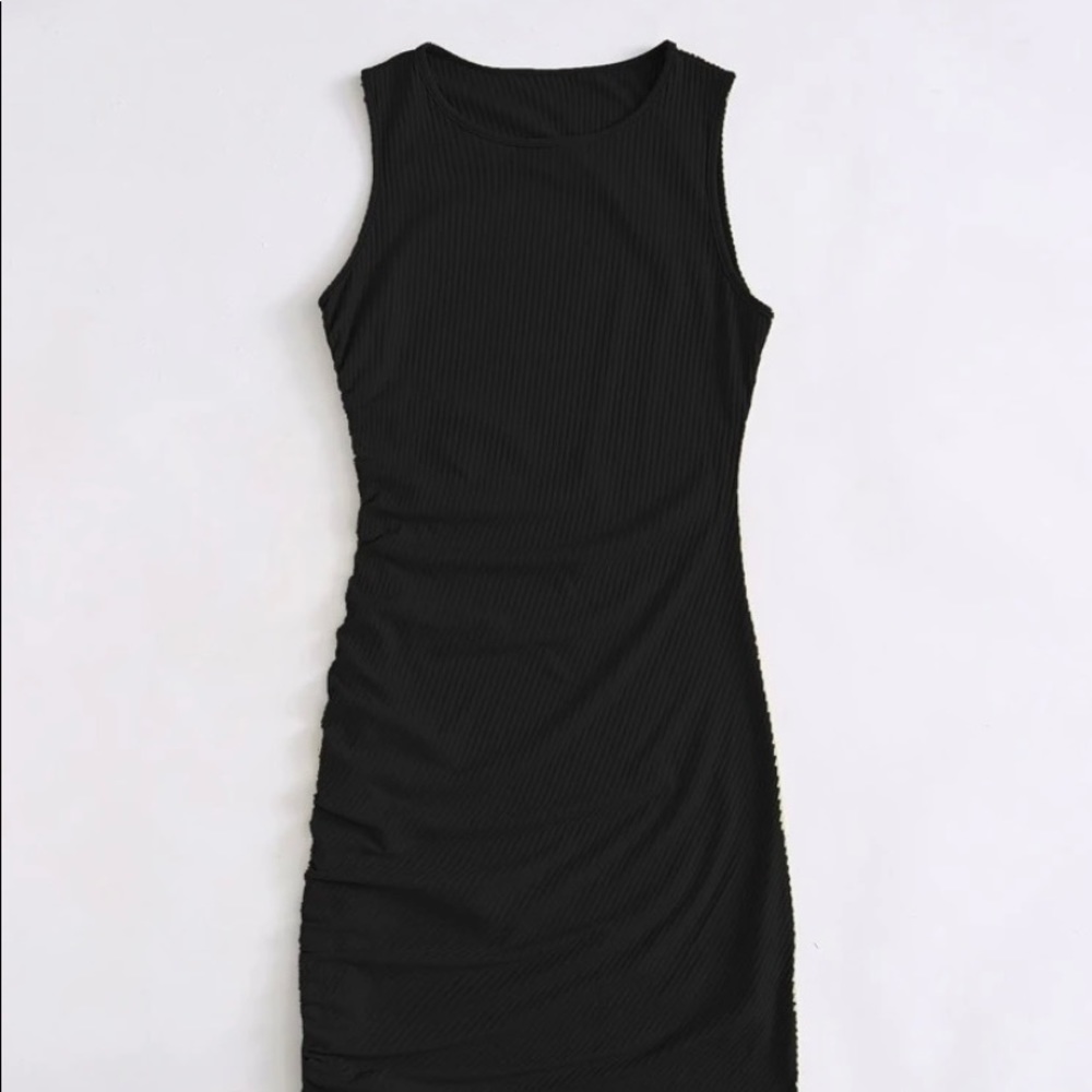Ribbed rancher body dress.